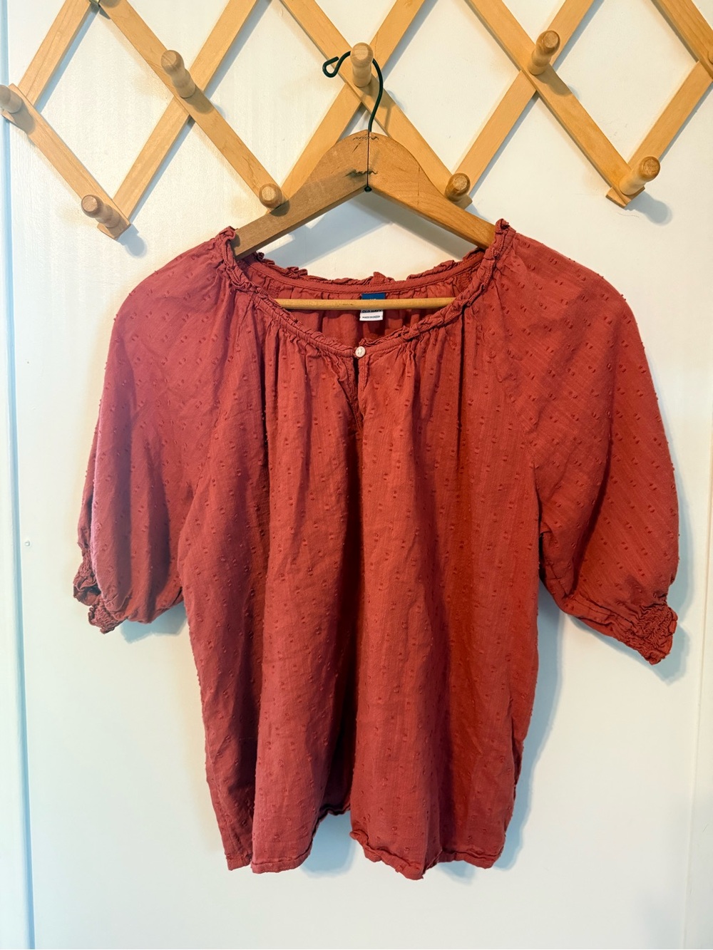 Old Navy Rust Textured Puff Sleeve Peasant Blouse